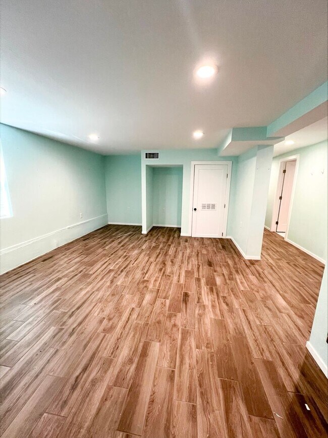 1517 35th St in Sacramento, CA - Building Photo - Building Photo