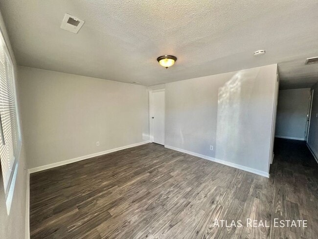 property at 1016 Magnolia St