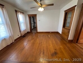 31 Chipman St in Waterbury, CT - Building Photo - Building Photo