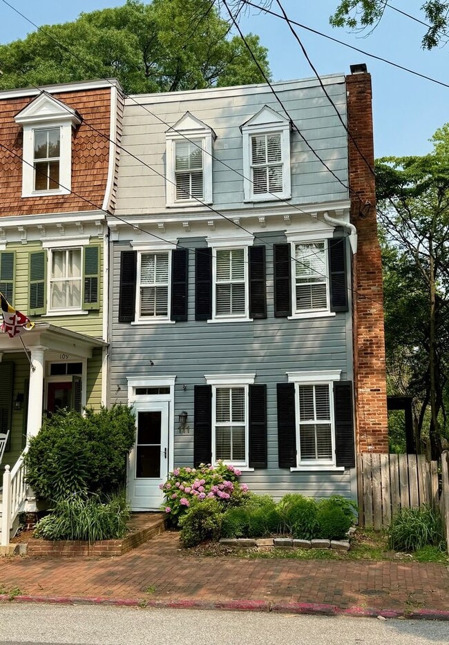 property at 111 Conduit St