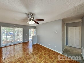 8206 Clermont St in Tampa, FL - Building Photo - Building Photo