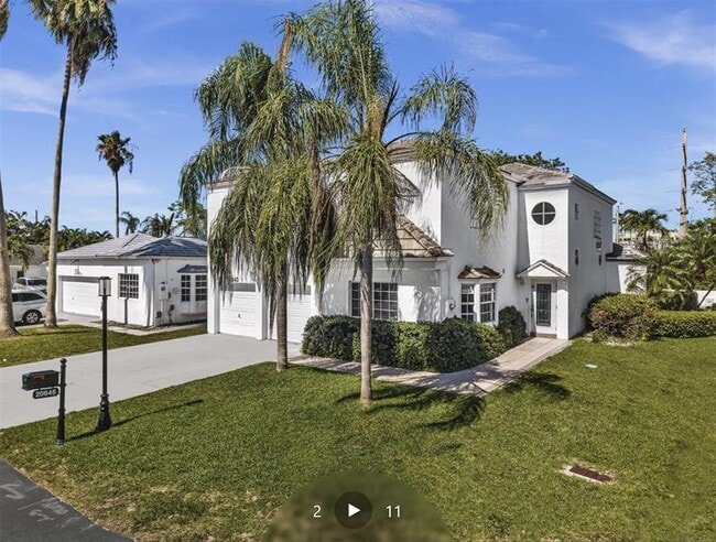 20645 NE 25th Pl in Miami, FL - Foto de edificio - Building Photo
