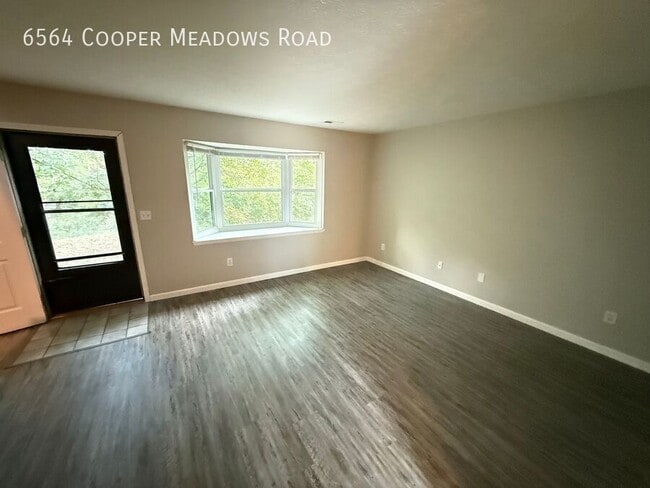 6564 Cooper Meadows Rd in Westerville, OH - Building Photo - Building Photo