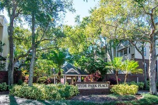 1000 W Horatio St in Tampa, FL - Building Photo