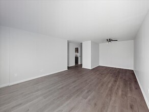 600 McKinley Ave in Mundelein, IL - Building Photo - Building Photo