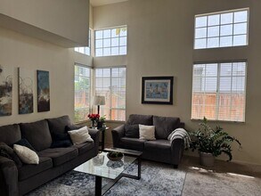 8 Bormes in Irvine, CA - Building Photo - Building Photo