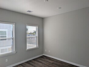 9912 A Clark Rd in Houston, TX - Building Photo - Building Photo