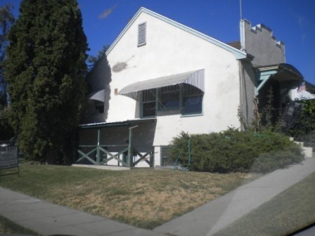 property at 614 Yakima St