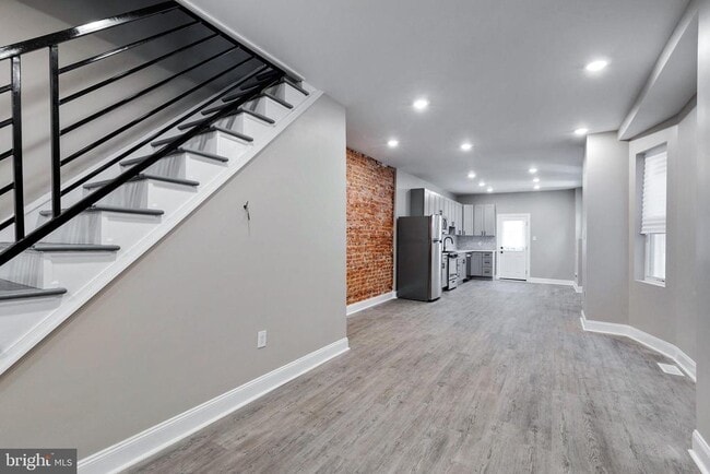 6205 Elmwood Ave in Philadelphia, PA - Building Photo - Building Photo