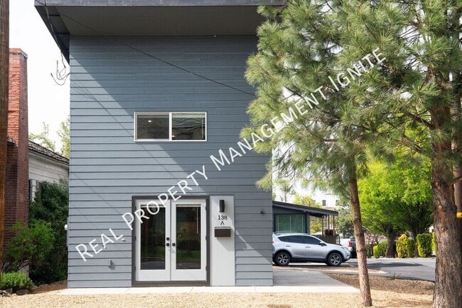 property at 138 NW Hawthorne Ave