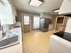 3200 Glenwood Ave in Wichita Falls, TX - Building Photo - Building Photo