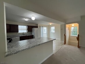 11 Alerica Ln in Franklin Township, NJ - Building Photo - Building Photo