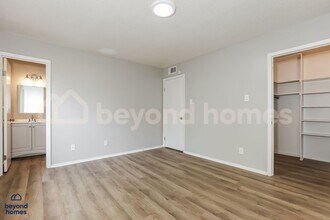 8 Random Oaks Cove in Maumelle, AR - Building Photo - Building Photo