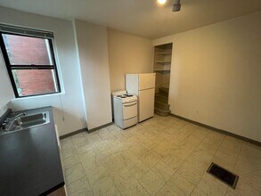 213 S Aiken Ave in Pittsburgh, PA - Building Photo - Building Photo