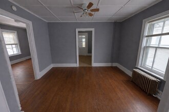 31 Central Ave in Ravena, NY - Building Photo - Building Photo