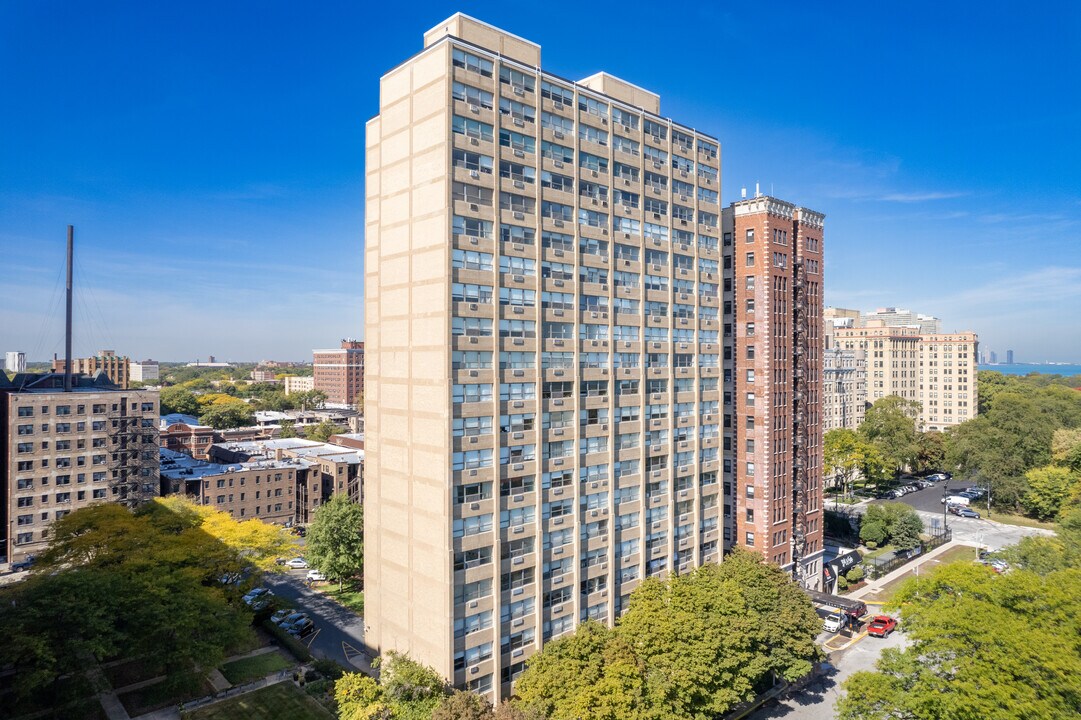 The Promontory Apartments in Chicago, IL - Building Photo