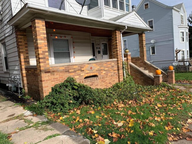 308 Whittier Ave, Unit 308 Whittier Ave, Unit 308 Whittier Ave