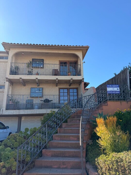 2967 B St in San Diego, CA - Building Photo