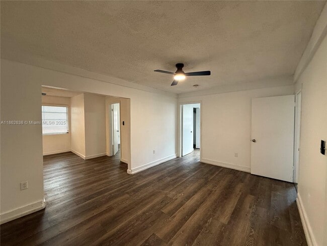 property at 552 NW 1st St