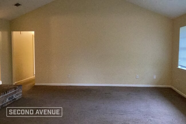 16339 Maplemont Dr in Houston, TX - Building Photo - Building Photo