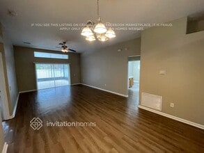 25313 Flying Ebony Ln in Zephyrhills, FL - Building Photo - Building Photo