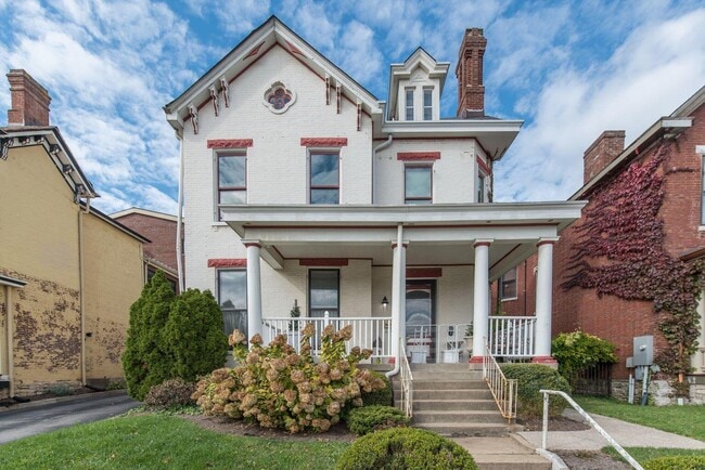 property at 257 S Limestone