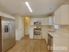 11830 Cheviott Hill Ln in Charlotte, NC - Foto de edificio - Building Photo