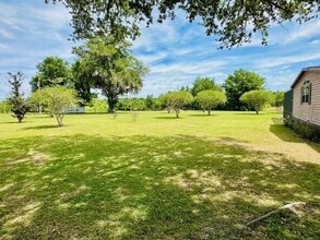6814 Redwing Rd in Groveland, FL - Building Photo - Building Photo