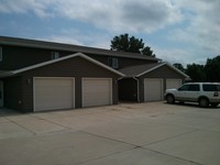 Five Sons Apartments in North Sioux City, SD - Building Photo - Building Photo