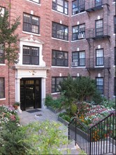 Puritan Arms in Cambridge, MA - Foto de edificio - Building Photo