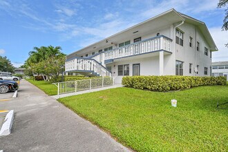 154 Upminster G in Deerfield Beach, FL - Building Photo - Building Photo