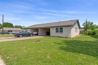 322 Cliff Dr in Garland, TX - Building Photo - Building Photo