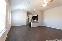 9212 Canyon Bnd in Converse, TX - Building Photo - Building Photo