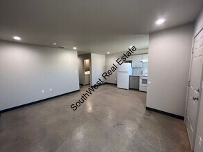 1501 W Llano Estacado Blvd in Clovis, NM - Building Photo - Building Photo