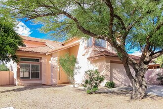 9906 N Sky Ridge Pl in Tucson, AZ - Building Photo - Building Photo