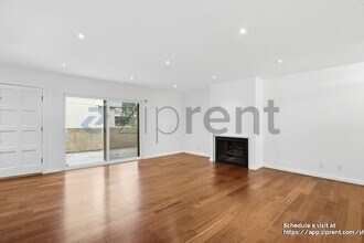 1200 Opal St in Redondo Beach, CA - Building Photo - Building Photo