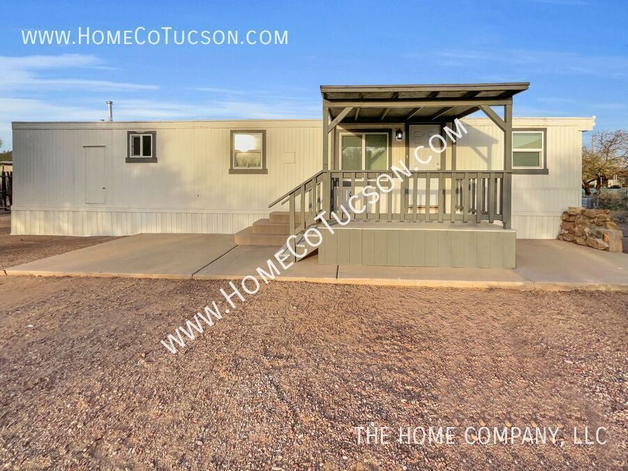 6240 W Huxley Dr-Unit -Unit A in Tucson, AZ - Building Photo