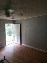 203 Gateway Dr in East Dublin, GA - Building Photo - Building Photo