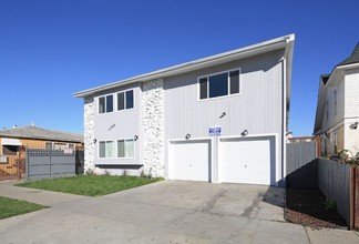 1754 Pine St in Long Beach, CA - Building Photo - Building Photo