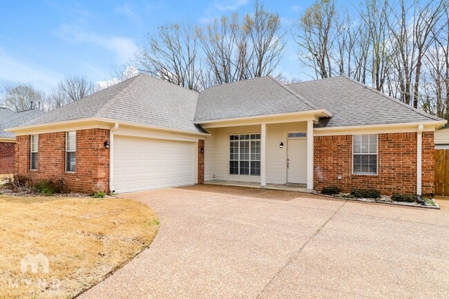 240 Winding Creek Dr in Oakland, TN - Building Photo - Building Photo