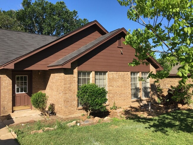 property at 5418 Lansingford Trail