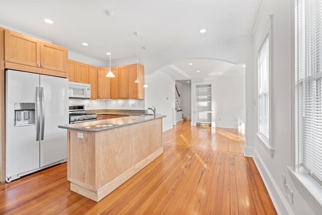 30 Healey St, Unit 1