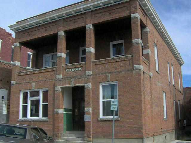 110 S Dakota St in Butte, MT - Building Photo