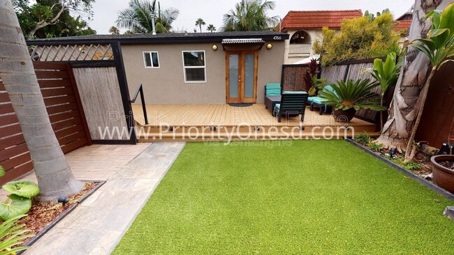 property at 4766 Bermuda Ave