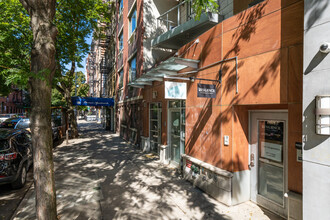 62 E 1st St in New York, NY - Building Photo - Building Photo