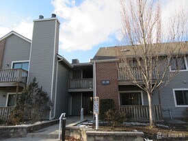 1608 Ravens Crest Dr in Plainsboro, NJ - Building Photo