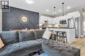 360 Quarter Town Line in Tillsonburg, ON - Building Photo - Building Photo