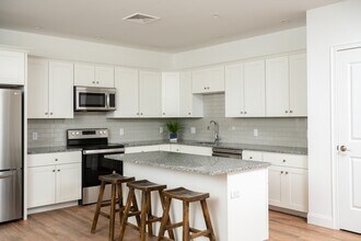 390 Chief Justice Cushing Hwy in Cohasset, MA - Building Photo - Building Photo