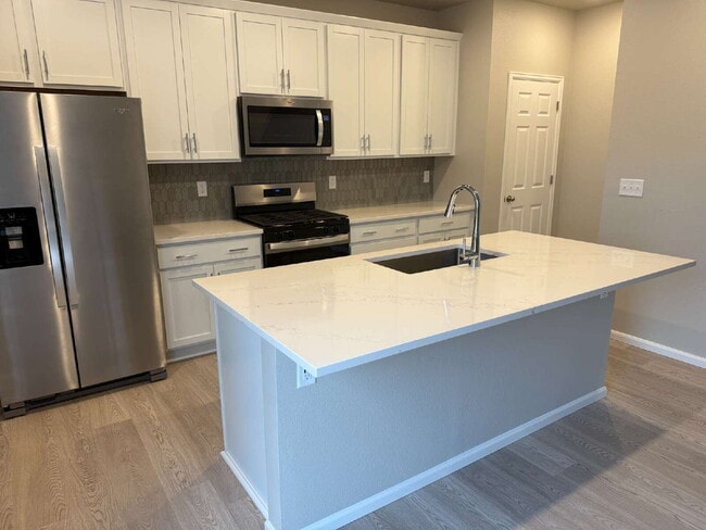 6717 Wiper Wy in Colorado Springs, CO - Building Photo - Building Photo