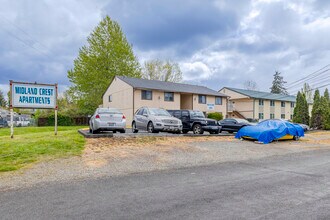 Midland Crest Apartments in Tacoma, WA - Building Photo - Building Photo